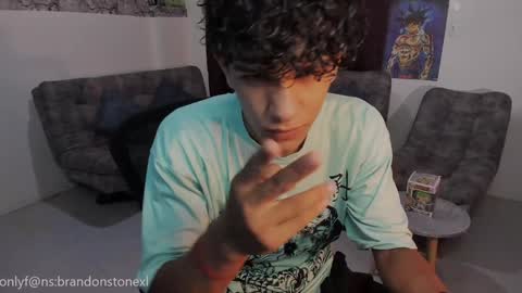 Snapshot of brandonstonexl chatting on 12.07.24 Brandon Stone online show from 12.07.24