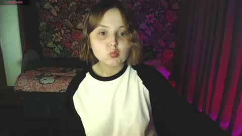 Snapshot of brandylamran chatting on 07.10.26 meow online show from 07.10.26