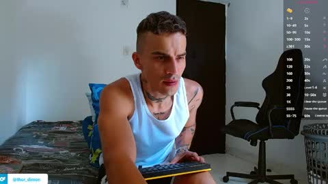Snapshot of bray_hotboy chatting on 04.26.26 Bray Hotboy online show from 04.26.26