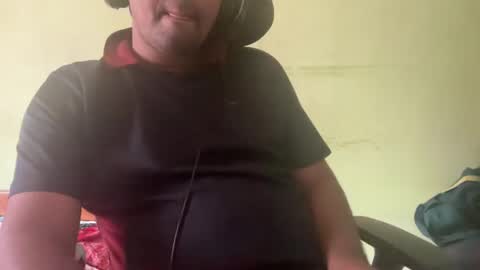 dont tell me u like to see me if you cant follow me online show from 02.19.25