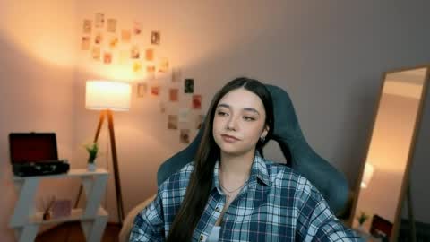 Rachel online show from 04.18.26