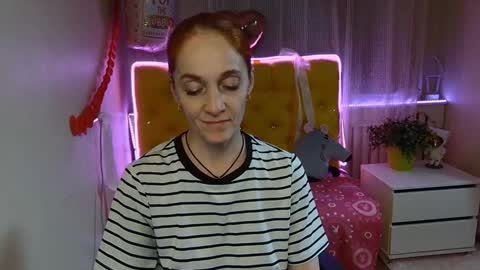 Snapshot of breeterner chatting on 02.21.25 breeterner online show from 02.21.25