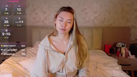 Snapshot of brenda_m00n chatting on 07.15.26 Brenda online show from 07.15.26