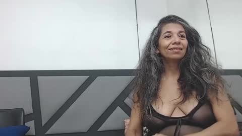 Snapshot of brenda_velasquez chatting on 02.22.25 BRENDA VELASQUEZ online show from 02.22.25