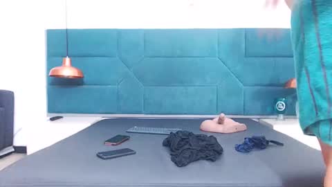 BRENDA VELASQUEZ online show from 02.26.26