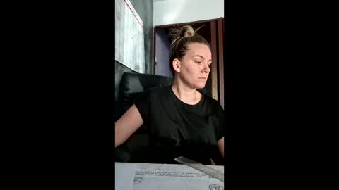 Snapshot of brendaaryas chatting on 04.27.26 Brenda online show from 04.27.26