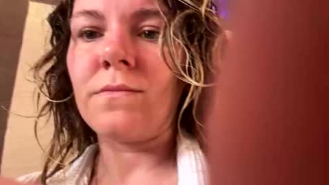 Snapshot of brendaaryas chatting on 05.03.26 Brenda online show from 05.03.26