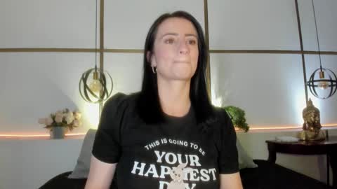 MeganBeaked online show from 11.18.25