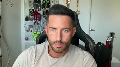 Brett Mycles online show from 06.01.26