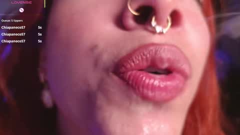 Snapshot of bri_von_dhara_ chatting on 03.08.26 Bri online show from 03.08.26