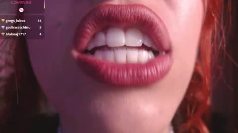 Snapshot of bri_von_dhara_ chatting on 03.10.26 Bri online show from 03.10.26