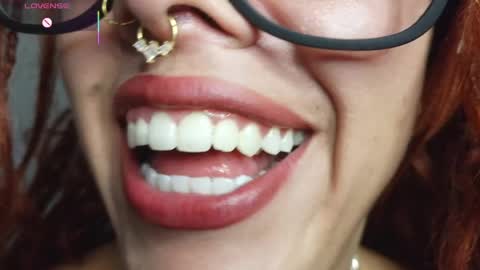 Snapshot of bri_von_dhara_ chatting on 03.27.26 Bri online show from 03.27.26