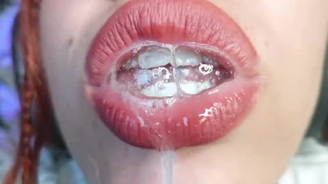 Snapshot of bri_von_dhara_ chatting on 03.30.26 Bri online show from 03.30.26