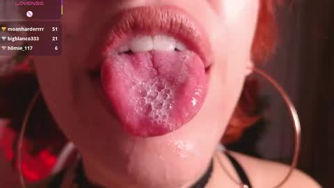 Snapshot of bri_von_dhara_ chatting on 04.24.26 Bri online show from 04.24.26