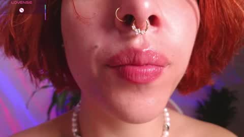 Snapshot of bri_von_dhara_ chatting on 04.30.26 Bri online show from 04.30.26