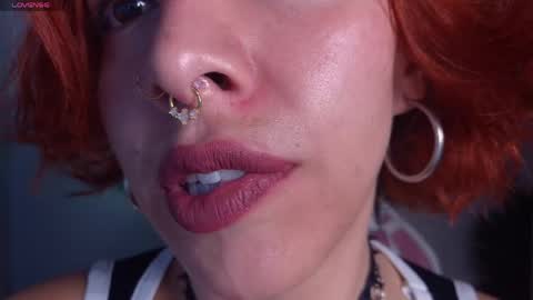 Snapshot of bri_von_dhara_ chatting on 05.26.26 Bri online show from 05.26.26