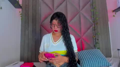 Snapshot of briaconner_ chatting on 06.24.26 B R I A online show from 06.24.26