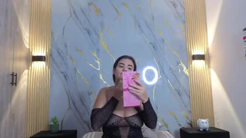 Snapshot of briana_7777 chatting on 04.02.26 Manuela online show from 04.02.26