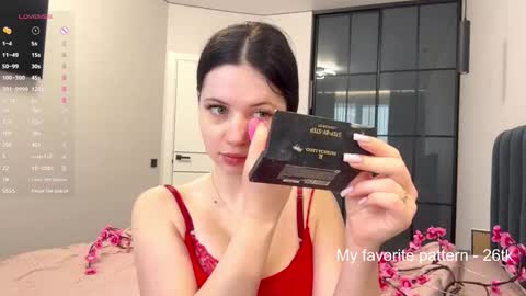 I am Valery ntmu Lets hit 10 Thumbs Up together We are almost done online show from 03.29.26