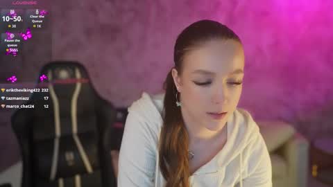 Diamonds Girls online show from 02.12.26