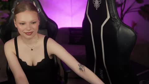 Diamonds Girls online show from 05.05.26