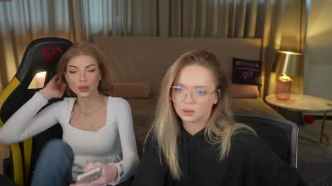 Diamonds Girls online show from 05.13.26