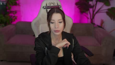 Diamonds Girls online show from 05.26.26