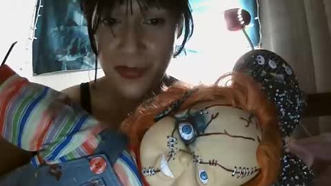 Brina Moon online show from 10.29.25