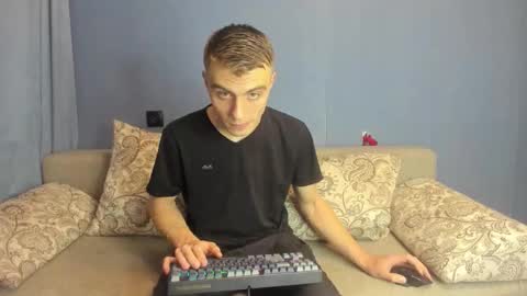 bristlebback online show from 09.15.25