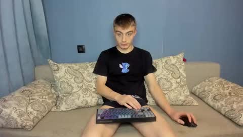 bristlebback online show from 09.29.25