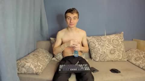 bristlebback online show from 02.06.26