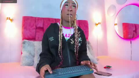 Snapshot of brit_rivas chatting on 07.25.26 . online show from 07.25.26
