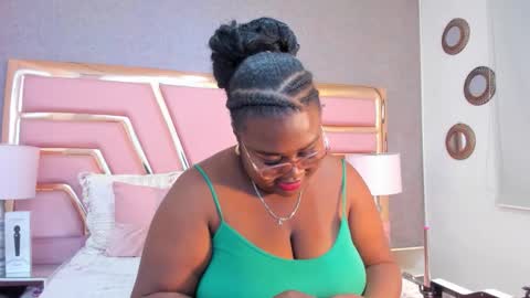 Britany jhonson online show from 10.16.25