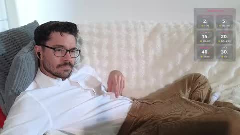 Snapshot of britishpoet chatting on 06.27.26 Callum online show from 06.27.26