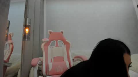 Snapshot of britney_charm chatting on 07.20.26 britney_charm online show from 07.20.26