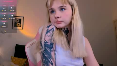 Britney online show from 04.18.26