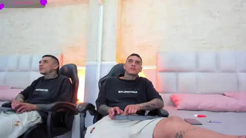 Snapshot of britneyandmaleth chatting on 05.24.26 HOT MALETH AND SEXY BRITNEY online show from 05.24.26