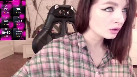 britneybarker online show from 11.12.25