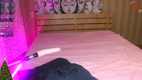 Snapshot of britneyfoxxxx1 chatting on 12.27.24 Britney. Part-time devil online show from 12.27.24