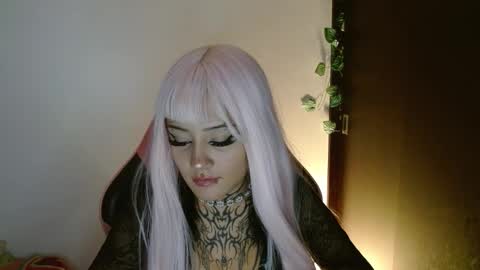 maru miaw   Please help me to reach 100 thumbs up online show from 02.11.26