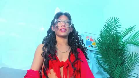 Snapshot of briyit_doll chatting on 01.11.25 BRIYIT online show from 01.11.25