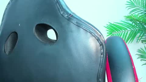 Snapshot of briyit_doll chatting on 01.31.25 BRIYIT online show from 01.31.25