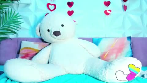 Snapshot of briyit_doll chatting on 03.26.26 BRIYIT online show from 03.26.26