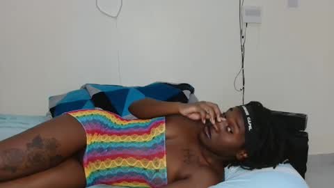 Snapshot of broken_haloo chatting on 03.09.26 broken_haloo online show from 03.09.26