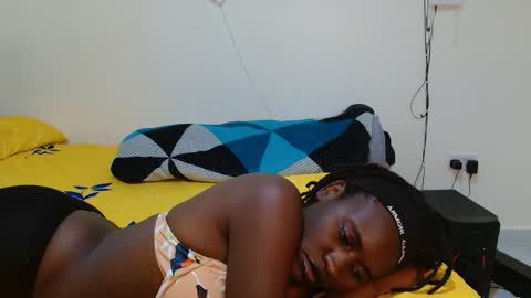 Snapshot of broken_haloo chatting on 03.20.26 broken_haloo online show from 03.20.26