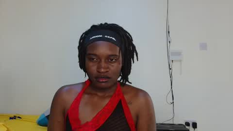 Snapshot of broken_haloo chatting on 04.01.26 broken_haloo online show from 04.01.26