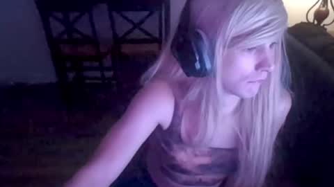 Snapshot of brookiebabyyyx3 chatting on 01.06.25 brooke online show from 01.06.25
