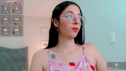 Snapshot of brooklove_doll chatting on 10.10.25 Brook Loves online show from 10.10.25