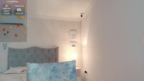 Snapshot of brooklove_doll chatting on 10.28.25 Brook Loves online show from 10.28.25