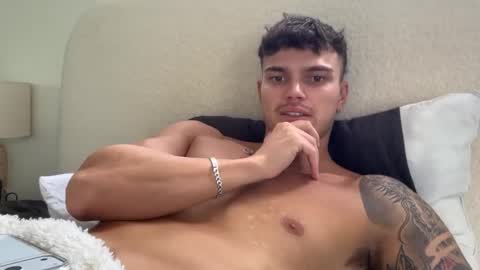 BrooklynTay online show from 03.10.26